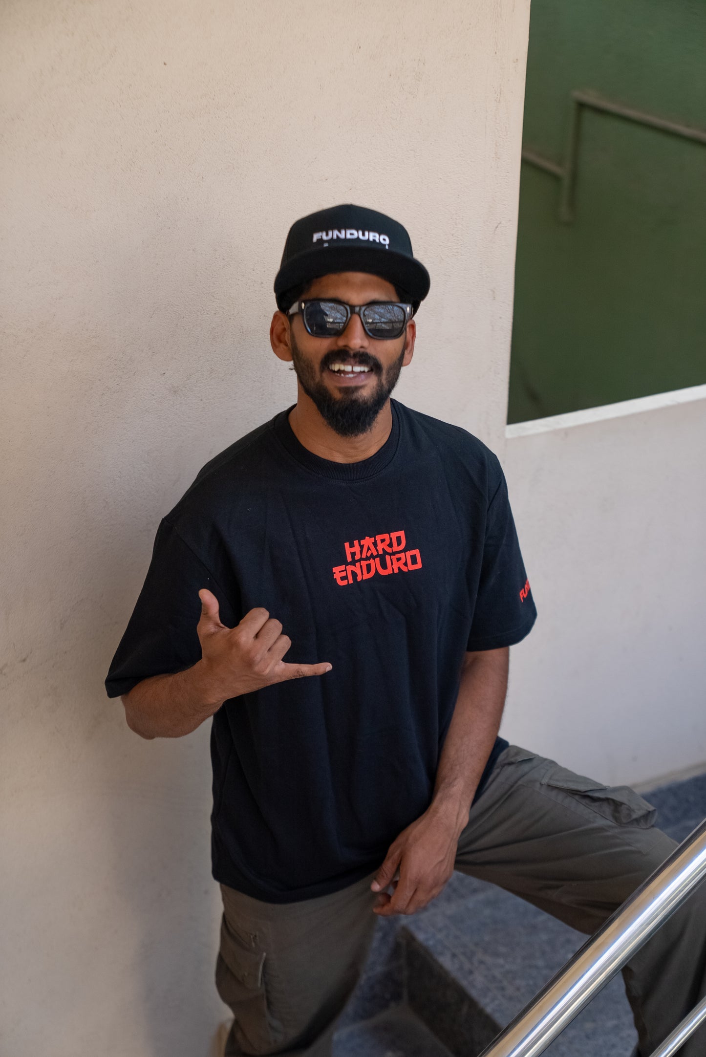 FUNDURO Oversized T-Shirt - Skull & Bones - Black/Red